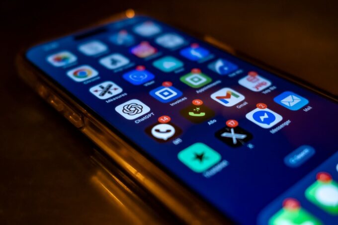 Apps on a phone's screen